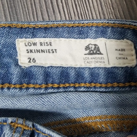 Pacsun Bullhead Low Rise Skinniest Light Wash Jeans Size 26 - Picture 6 of 6